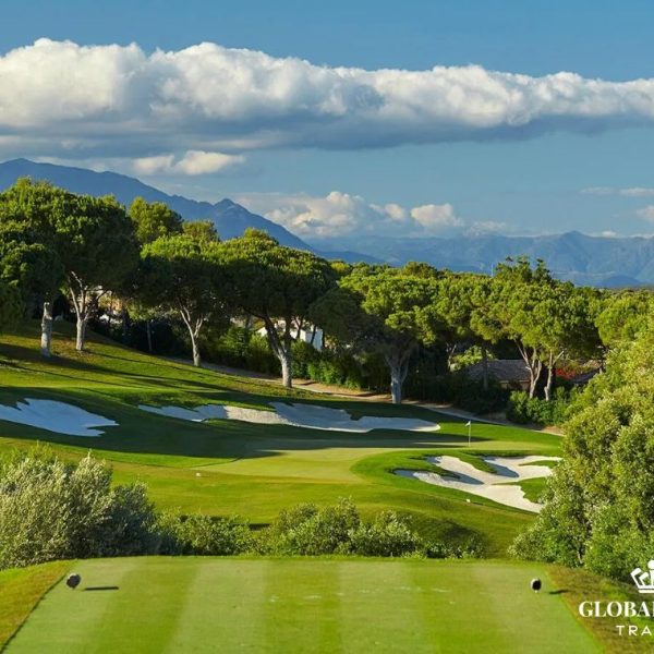 Đặt sân golf tại châu Âu