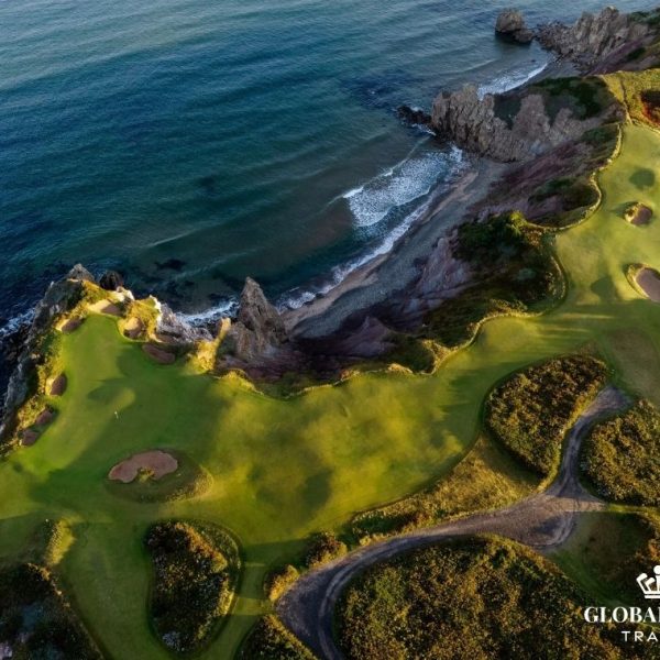 Đặt sân golf tại Canada