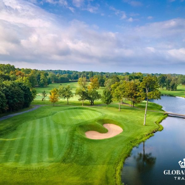 Đặt sân golf tại Canada