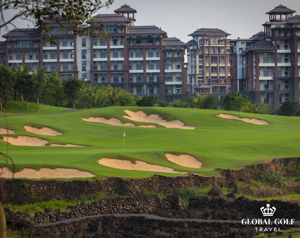 Tại sao du lịch golf đảo Hải Nam thu hút golfer Việt?