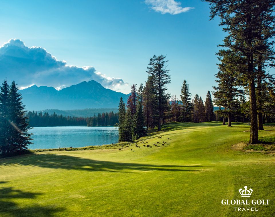 Review chi tiết những sân golf tốt nhất Canada 
