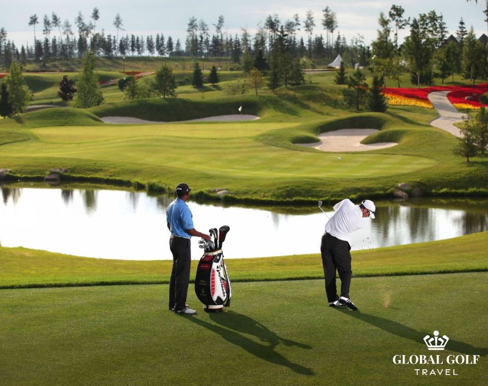 đặt sân golf tại nga