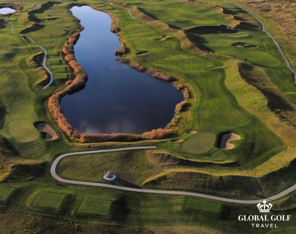 đặt sân golf tại nga